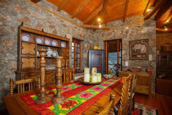 Вилла Mariolata Stone House Lilaia Экстерьер фото